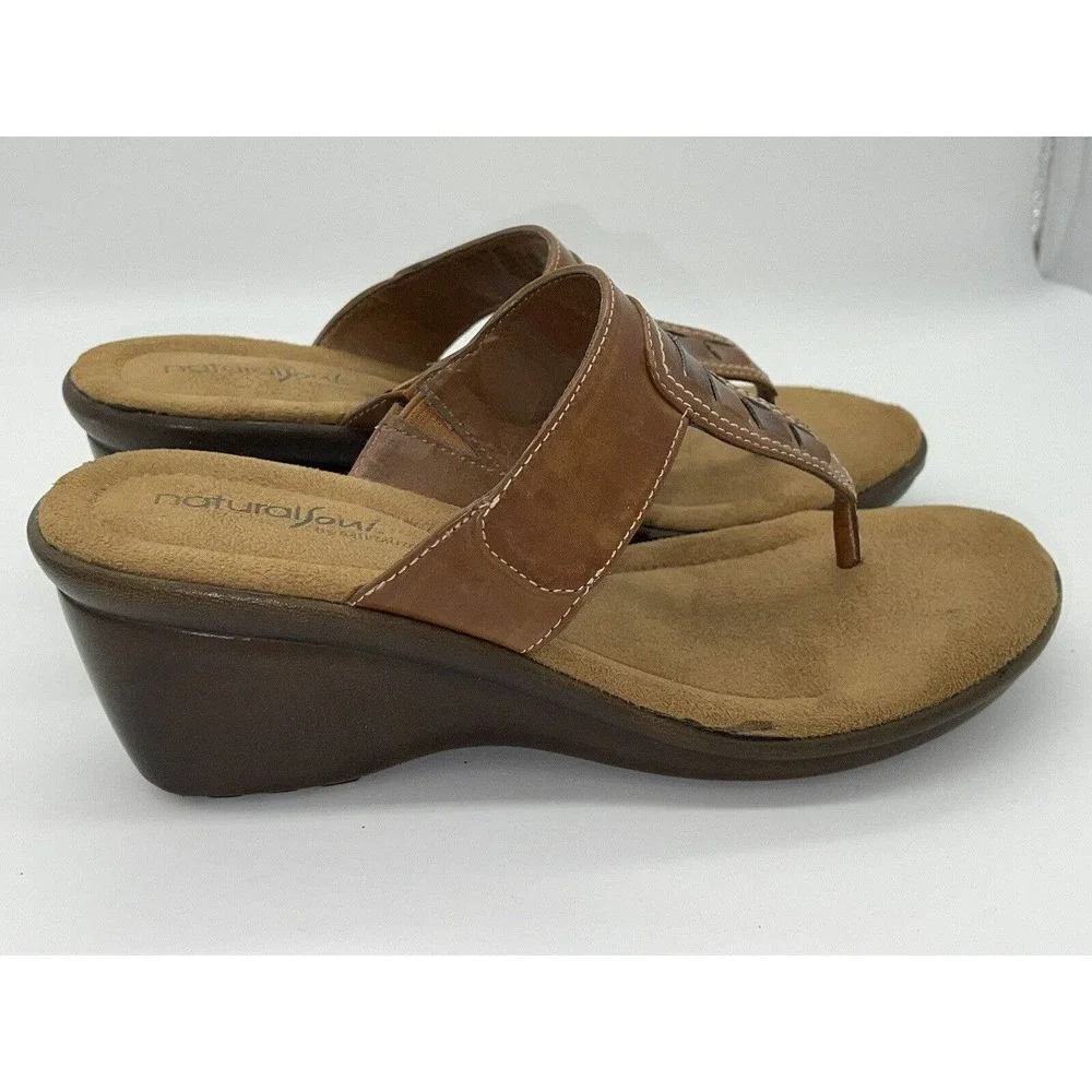 Women's Natural Soul by Naturalizer Brown Slip on Sandal with‎ Wedge Heel 7.5M